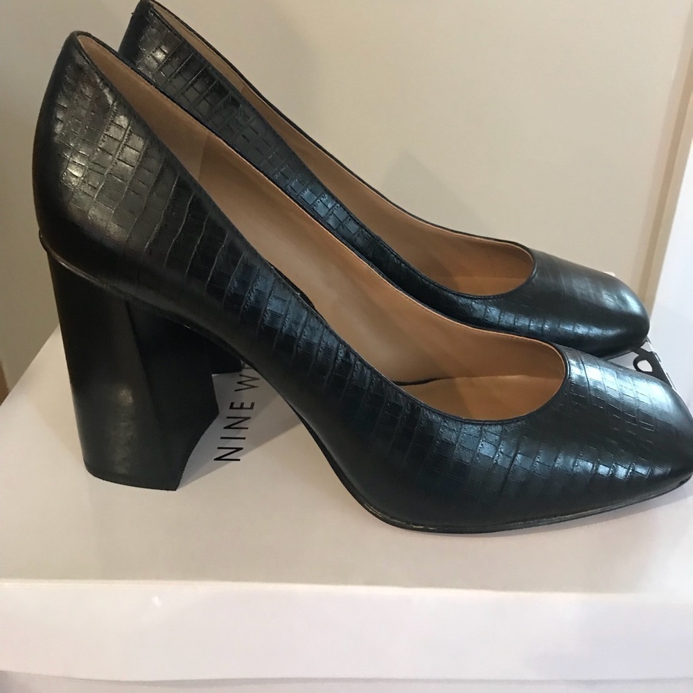 Nine West Begonia Pumps